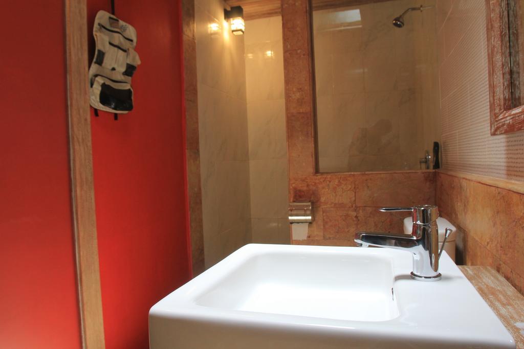 גילי טרוונגן Maha Putri Bungalows חדר תמונה