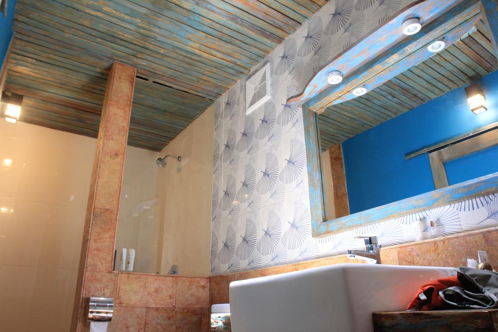 גילי טרוונגן Maha Putri Bungalows חדר תמונה