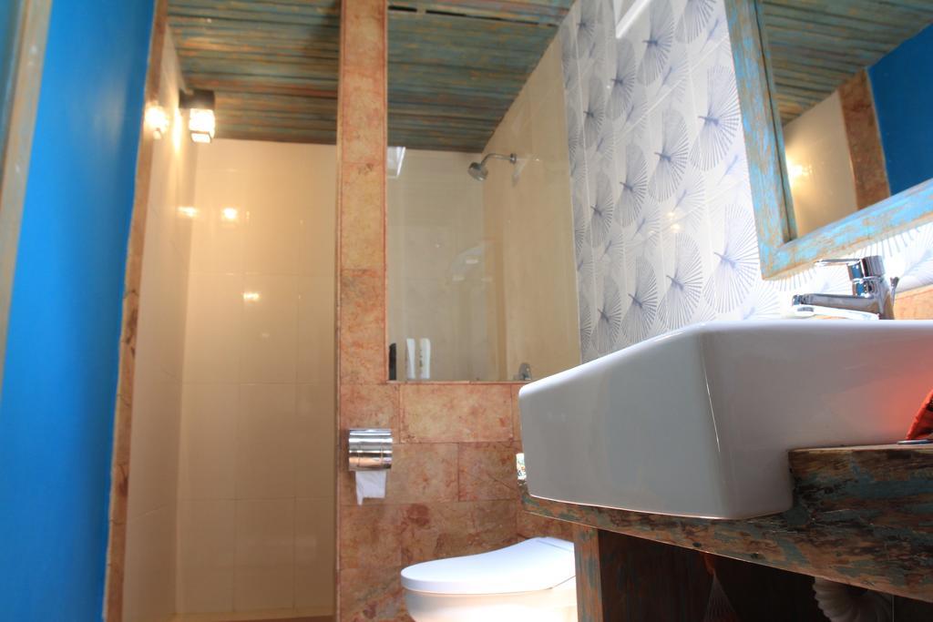 גילי טרוונגן Maha Putri Bungalows חדר תמונה